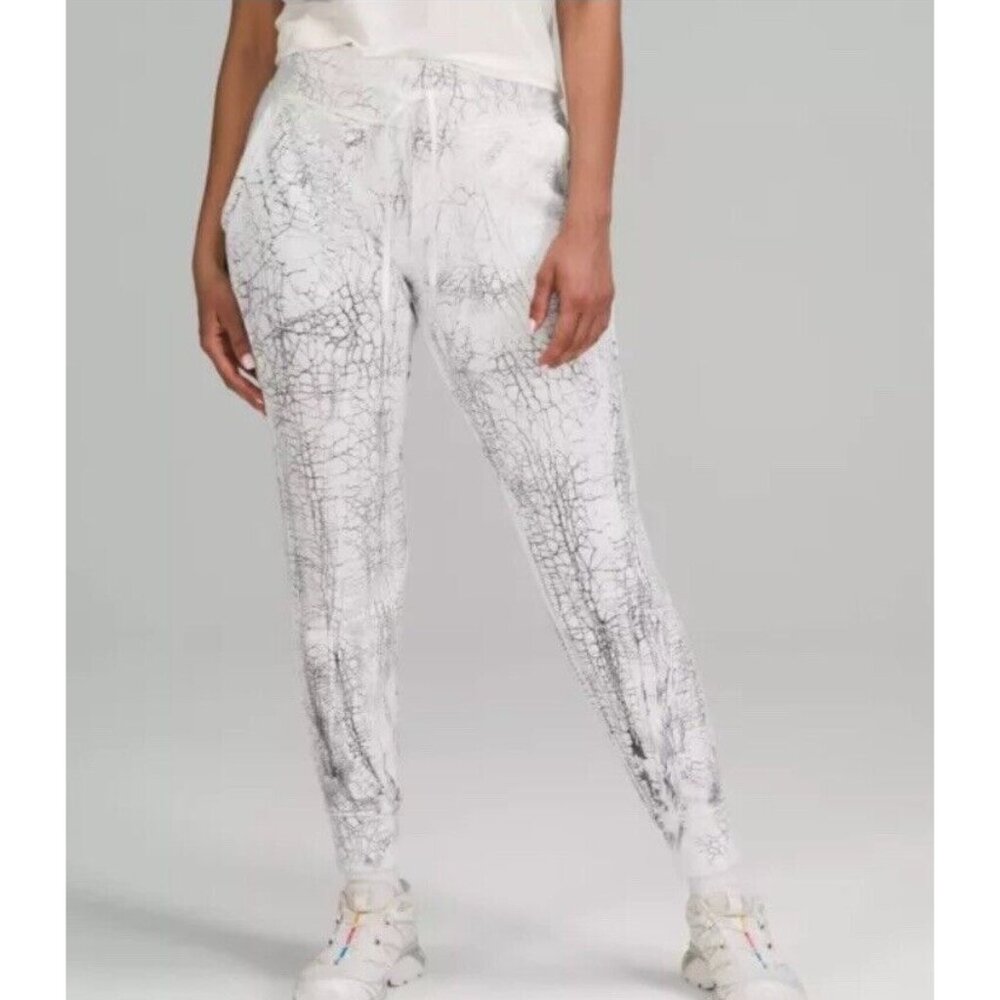 lululemon athletica White Marble-Print Joggers